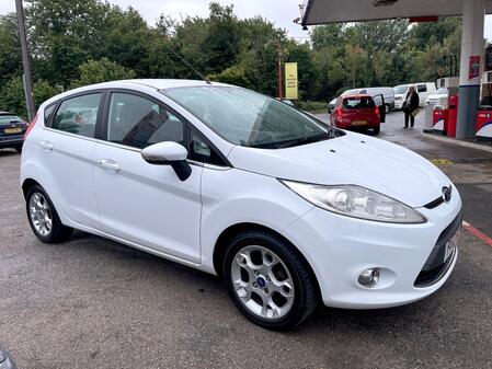 FORD FIESTA 1.2 Zetec