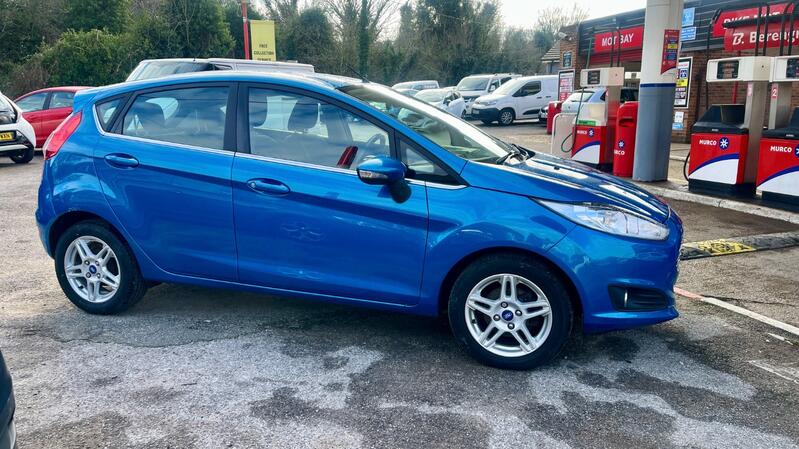 FORD FIESTA 1.2 Zetec